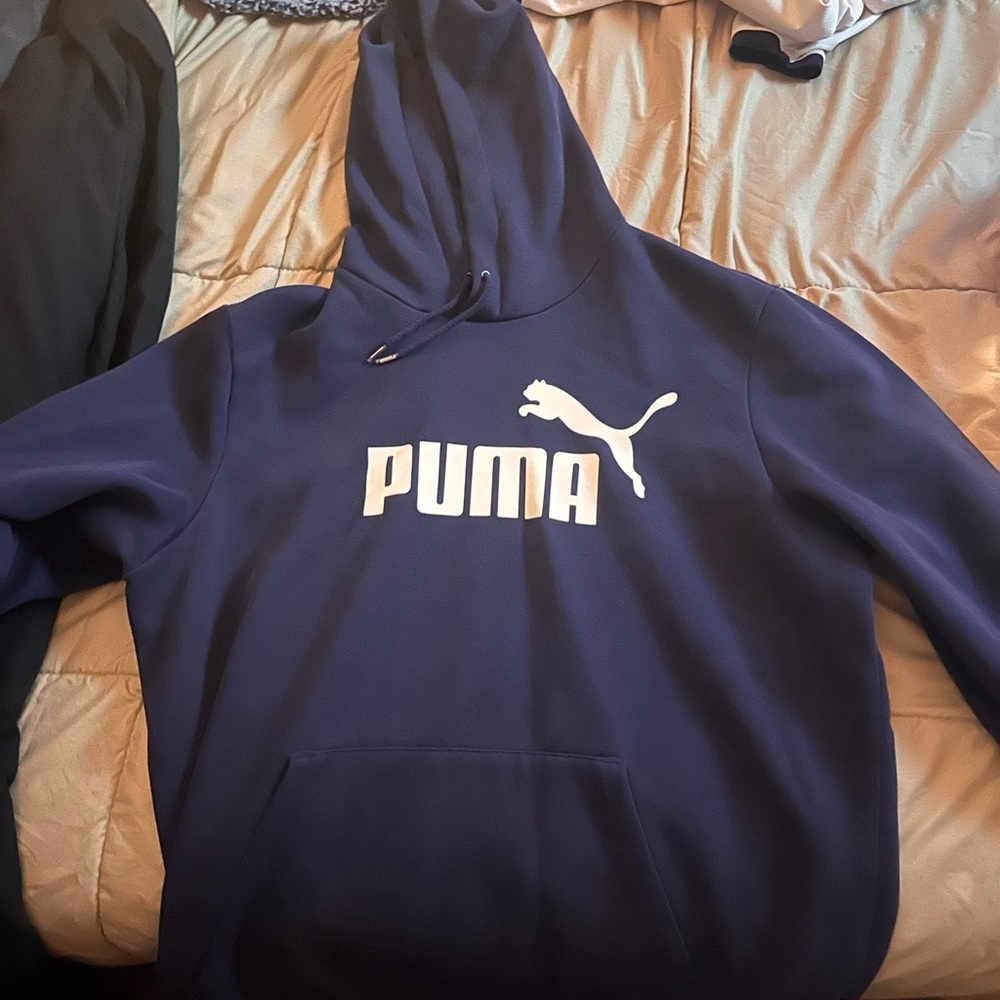Puma Men's Blue Hoodie